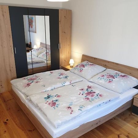 Apartman Central, Self Check In 24 H, Free Parking Banská Bystrica Exterior photo
