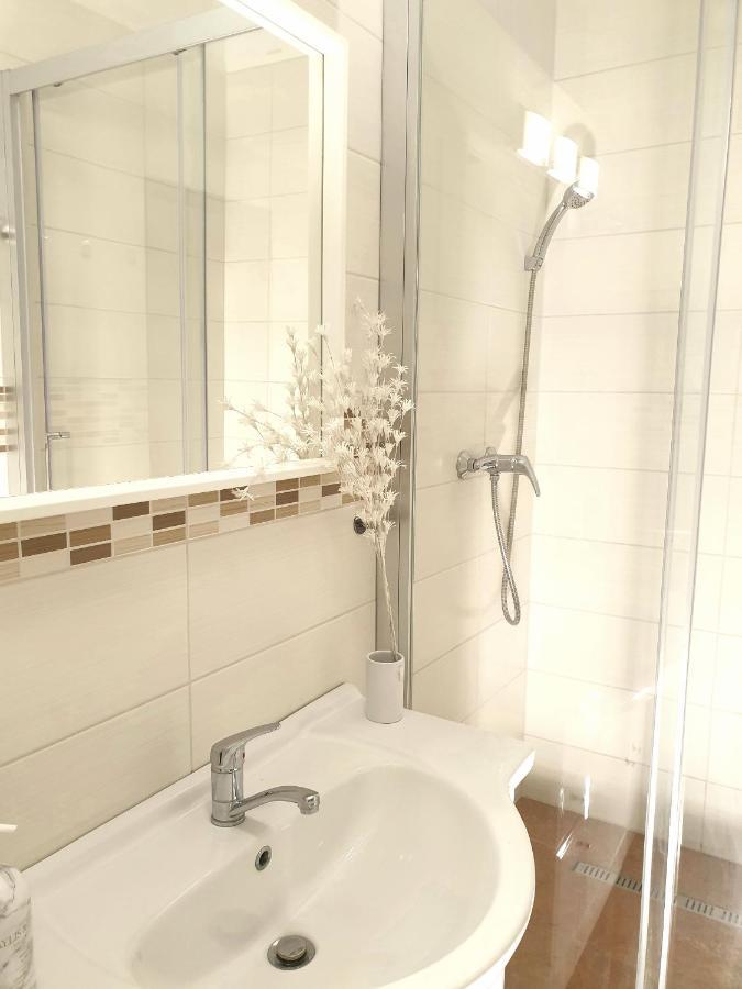 Apartman Central, Self Check In 24 H, Free Parking Banská Bystrica Exterior photo