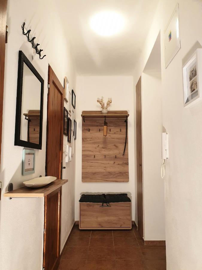 Apartman Central, Self Check In 24 H, Free Parking Banská Bystrica Exterior photo